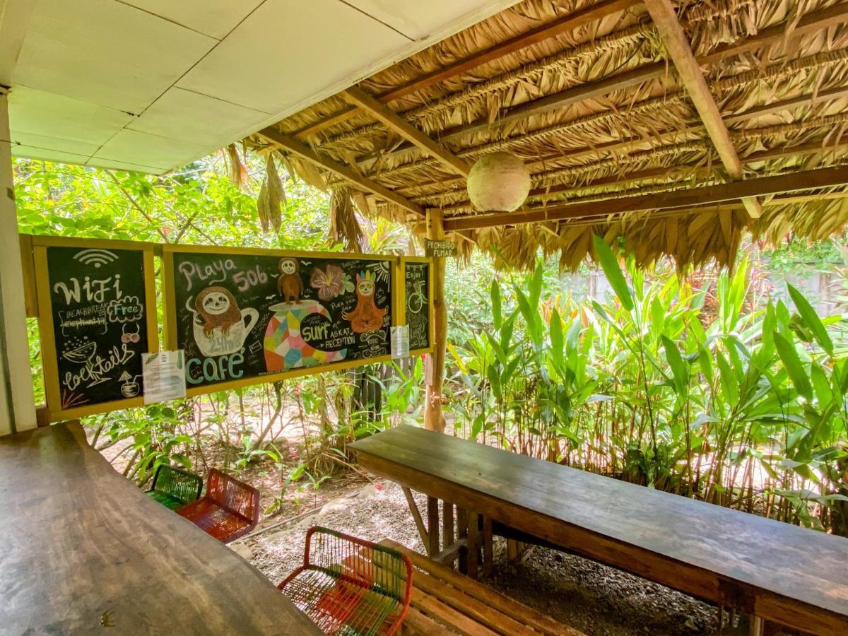 Playa 506 Beachfront Hostel Puerto Viejo de Talamanca Ngoại thất bức ảnh