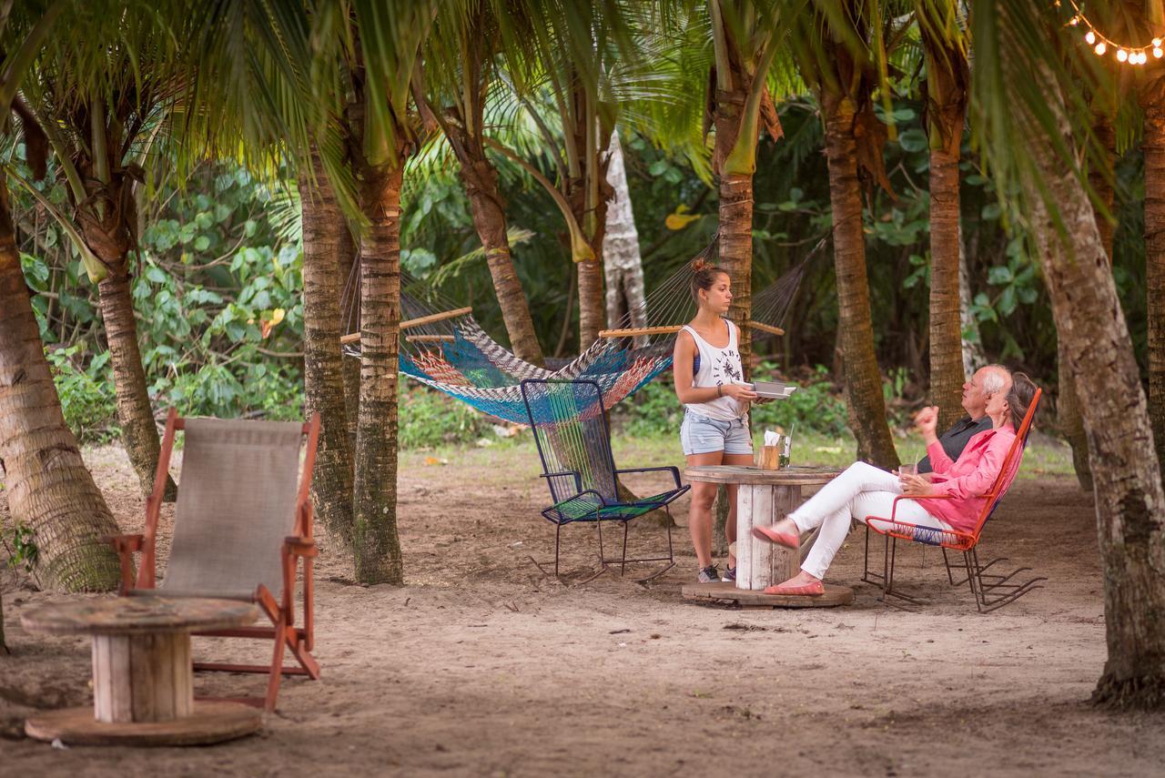 Playa 506 Beachfront Hostel Puerto Viejo de Talamanca Ngoại thất bức ảnh