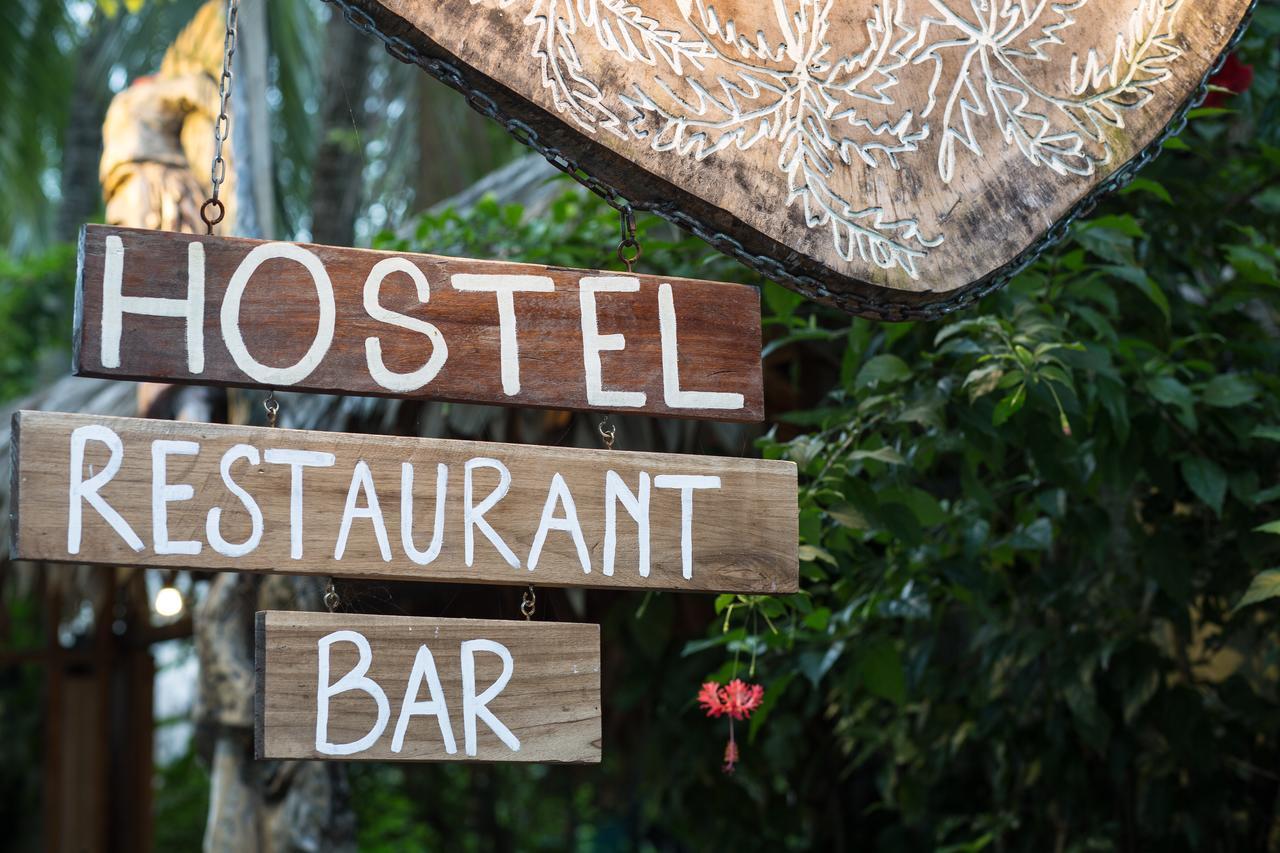 Playa 506 Beachfront Hostel Puerto Viejo de Talamanca Ngoại thất bức ảnh